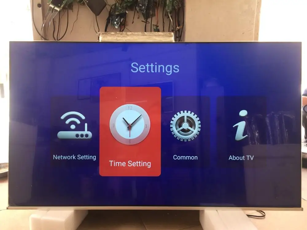 70 "дюймовый ЖК-монитор и android smart tv wifi bluetooth led с Dolby DVB-T2 S2 | Электроника
