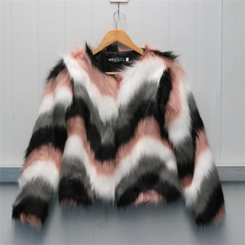 Faux fur jacket women's autumn winter new korean whole leather imitation fox fur clothes round collar short coats large