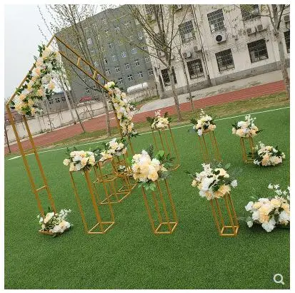 

New double - pole house reinforced arch wedding props wrought iron diamond pentagonal six - sided frame stage ceremony door