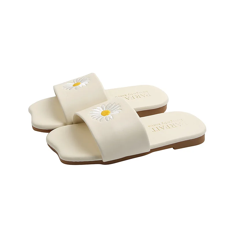 

Slippers For Kids Girls Summer Toddler Kids Flower Beach Shoes Baby Soft Outdoor Flat Slip on PU Leather Slippers Flip Flops