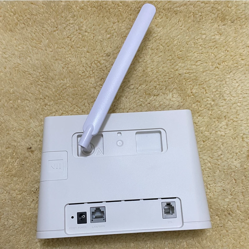 Маршрутизатор Huawei 4G 2 модема со слотом для SIM-карты CAT4 150 Мбит/с LTE CPE 4 ГГц уличный