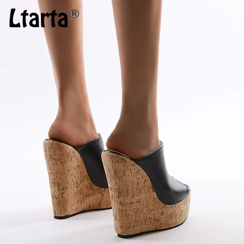 

LTARTA Women's Sandals For Women And Ladies Roman Slanted Heel Color Matching Heel Waterproof Platform Black PU Slipper CWF