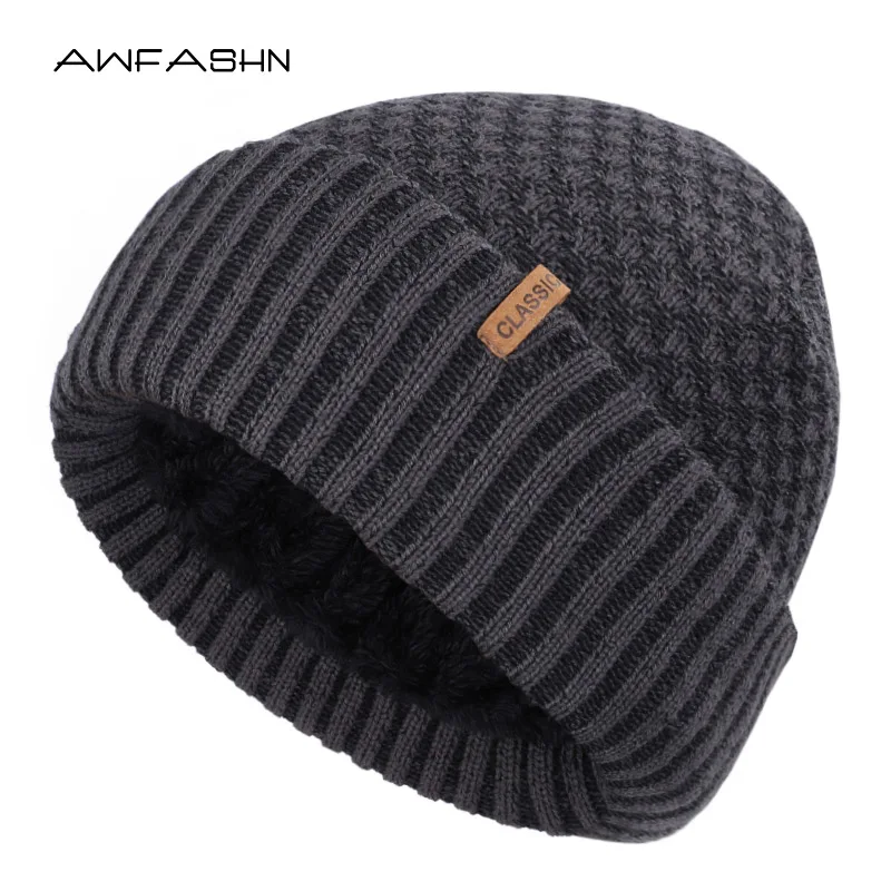 Шапка-бини Мужская зимняя теплая вязаная с толстой подкладкой бархатная