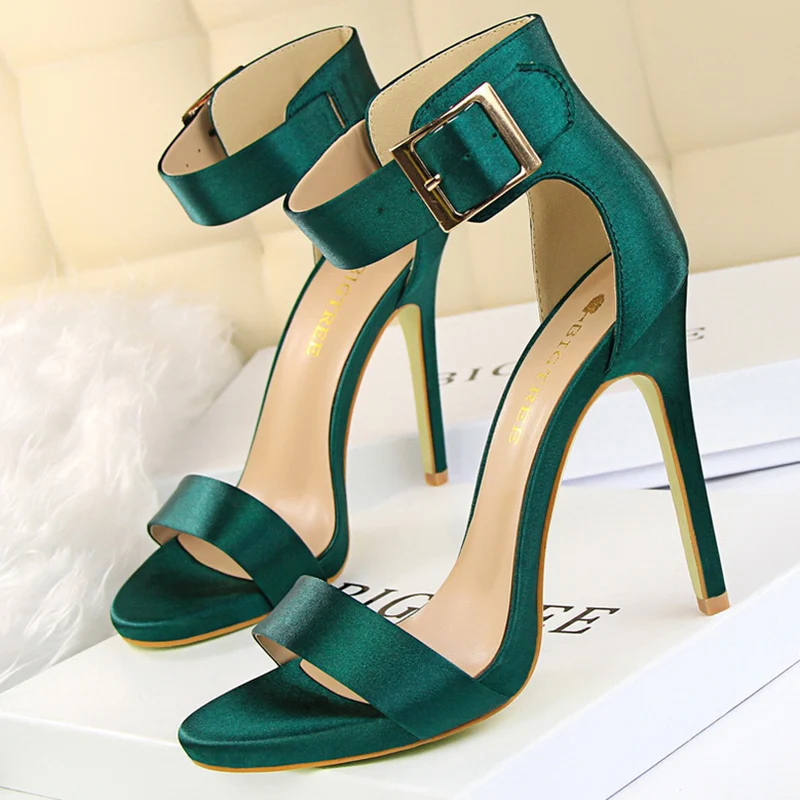 

Plus Size 43 Women Satin 11cm High Heels Fetish Silk Purple Sandals Gladiator Summer Shoes Lady Green Platform Night Club Pumps