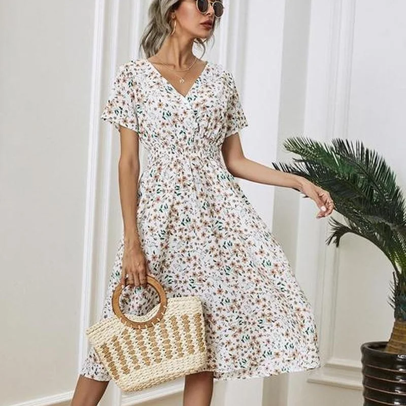 

Женское летнее платье-пуловер с коротким рукавом и V-образным вырезом