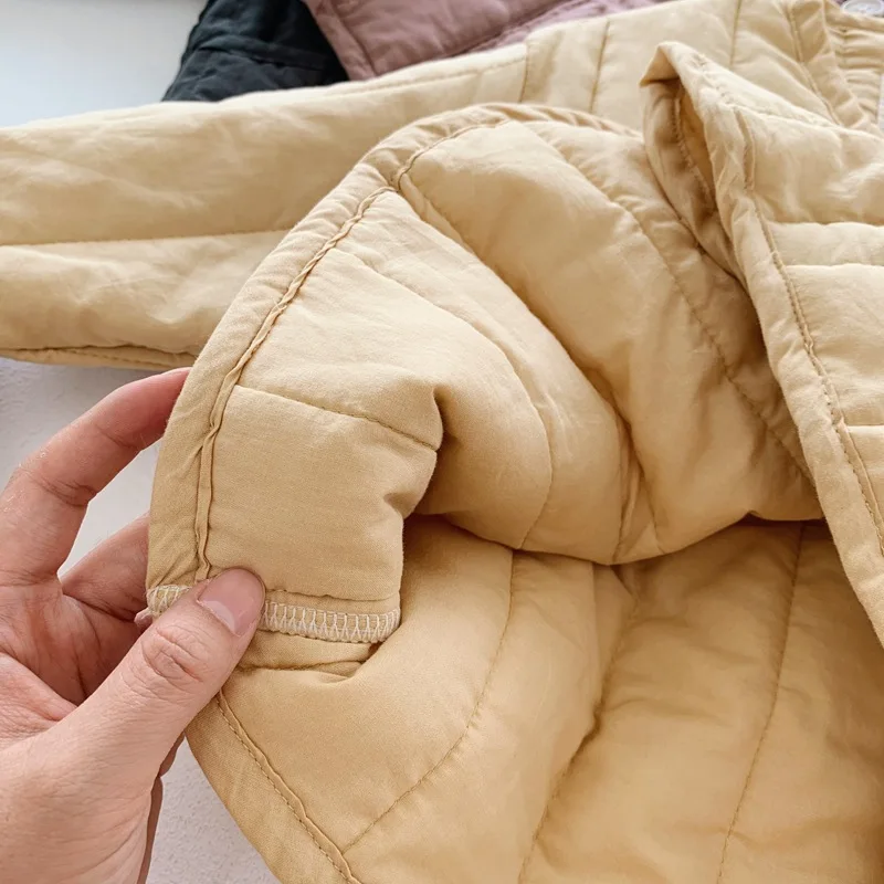 Куртка детская зимняя однобортная с круглым вырезом и длинным рукавом на возраст