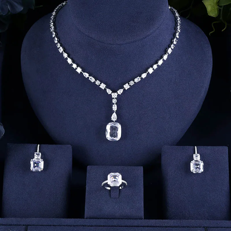 Бриллиантовый роскошны кожаный чехол желтого цвета и чистым цирконием Капля