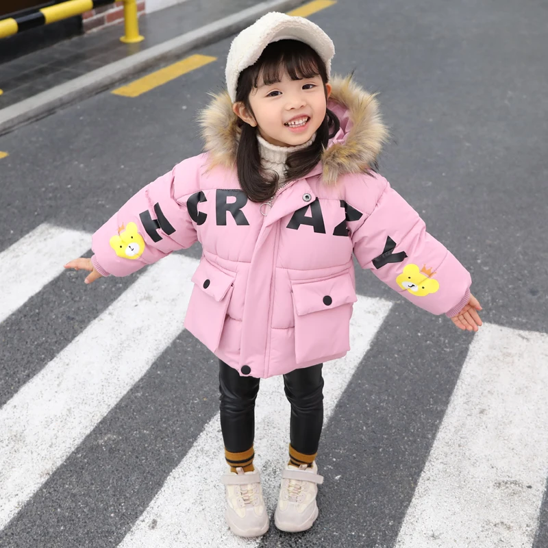 Детские пальто с меховым капюшоном для маленьких девочек коллекция 2019 года