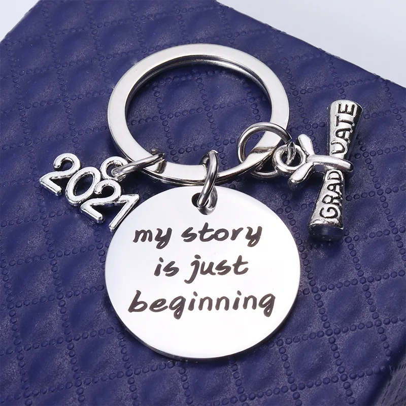 

Charm Graduation Bachelor's Hat Teacher's Day gift keychain, convex glass round pendant keychain Thank you teacher for the light