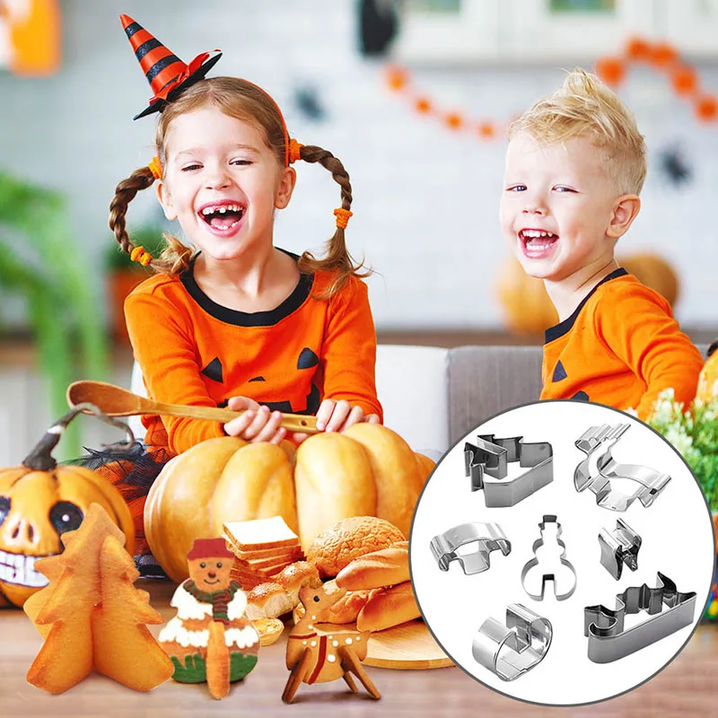 

Christmas Cookies Cutter Creative Stainless Christmas 3D Type Cookie Mold DIY Snowman Christmas Tree Sled Deer Baking Tool