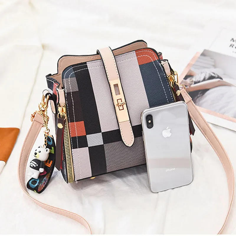 Клетчатая женская сумка через плечо с медведем популярная праздничные