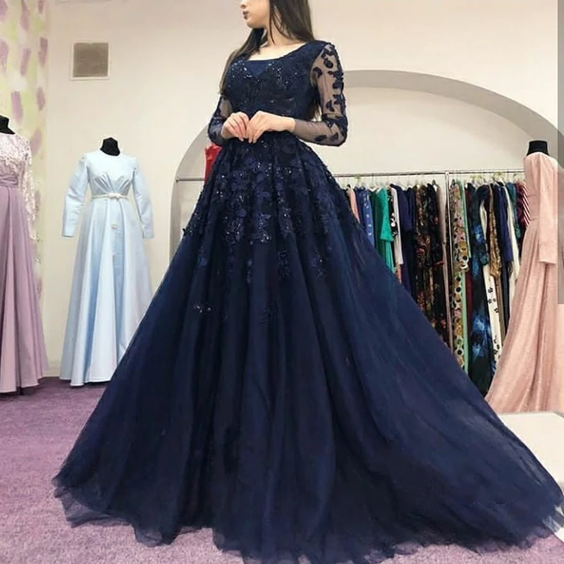 

Vintage Navy Blue Lace Prom Dress With Long Sleeve A Line Appliqued Formal Evening Dresses vestido de festa 2020 Women Gowns