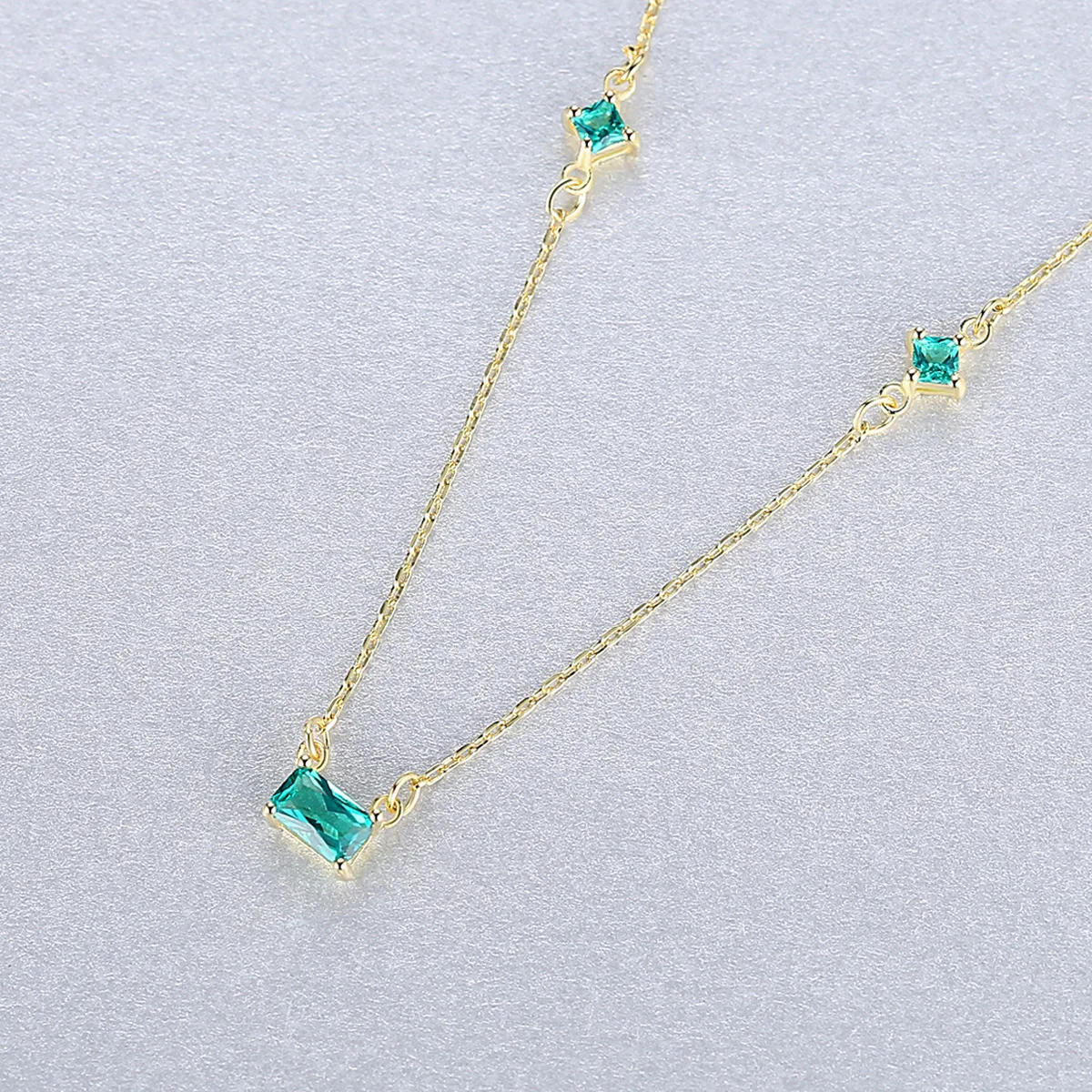 Золотое ожерелье с зеленым камнем брендовая Новинка модные хорошие ювелирные