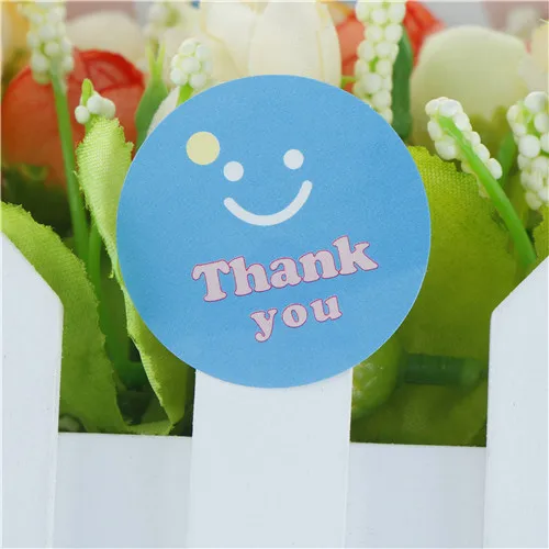 

120pcs/10 Sheets Round Shaped Thank You Letters Smile Face Paper Labels Craft Envelopes DIY Party Box Seals Sealing Stickers