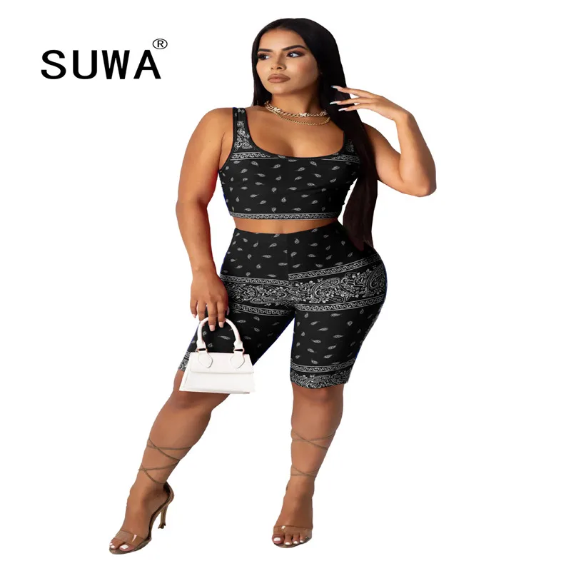 

2020 women fashion strap U neck print crop top and hot shorts 2 pieces set high street lady fashion women outfits