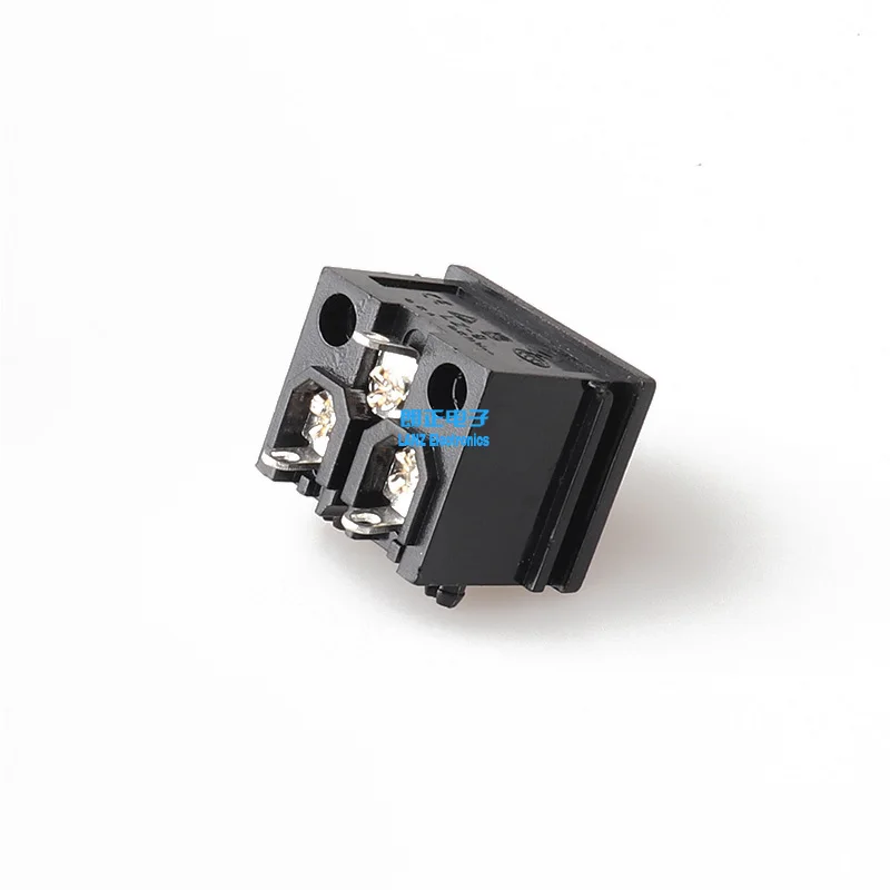 LZ-6-1WP5S1 C6 AC Мощность гнездо 2.5A 250V 3Pin