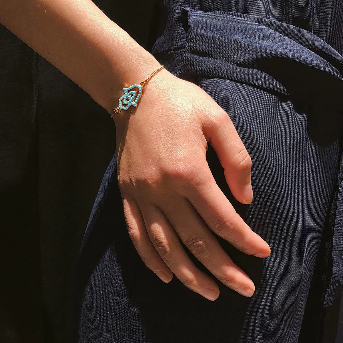 Europe and America Ornament Fashion Creative New Style Inlaid Hand Jewelry Simple Metal Bergamot Eyes Bracelets Women's |