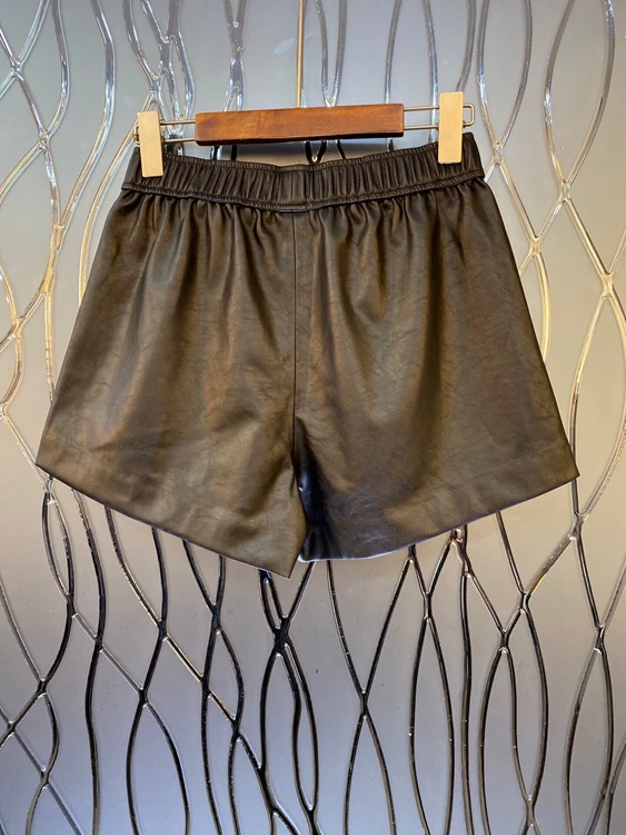 

2021 spring and summer new fashion women's elastic waist solid color decoration casual versatile shorts 319