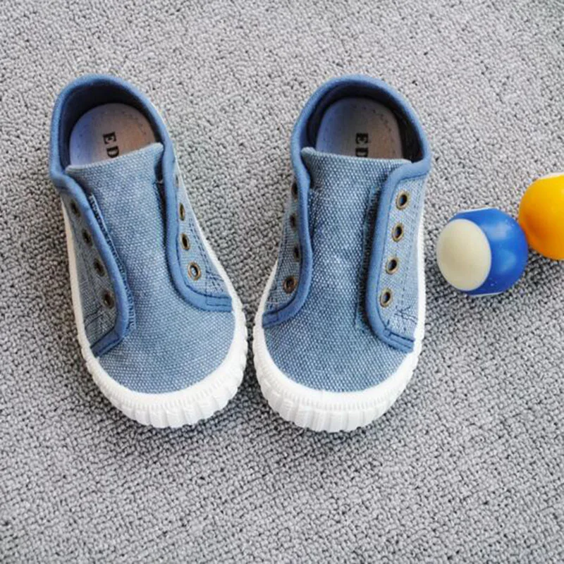 Модная парусиновая дышащая удобная повседневная обувь для мальчиков с мягкой
