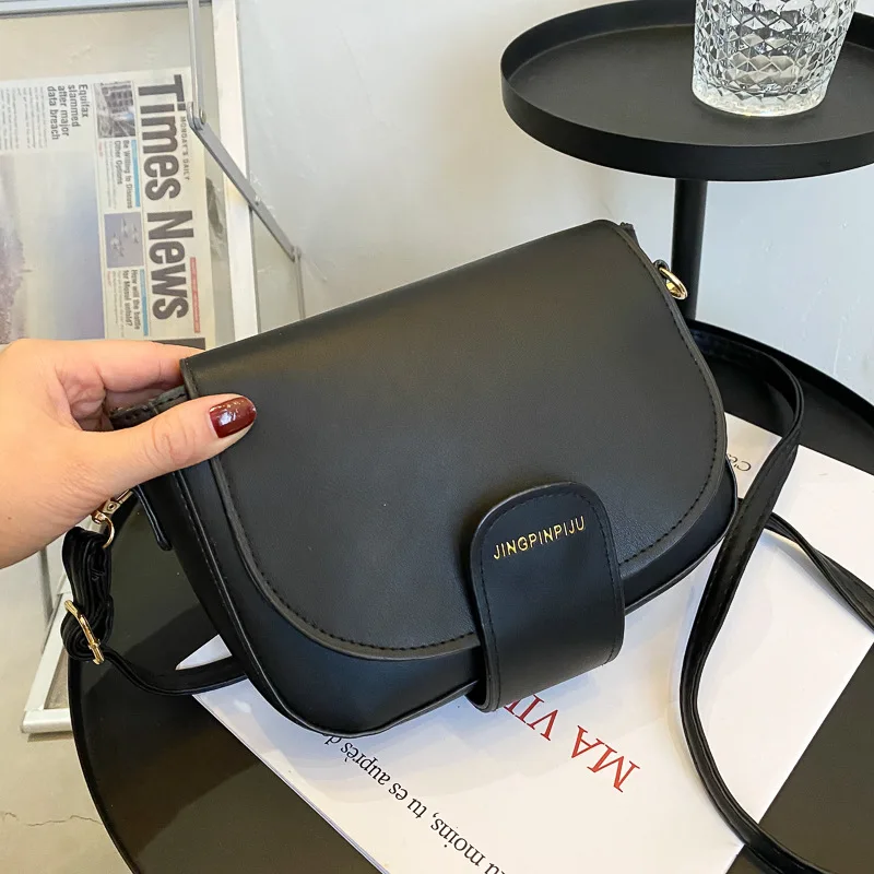 

Women's Bag 2021 New Stylish Good Texture Saddle Messenger Shoulder Bag Simple Vintage Crossbody Bags For Women