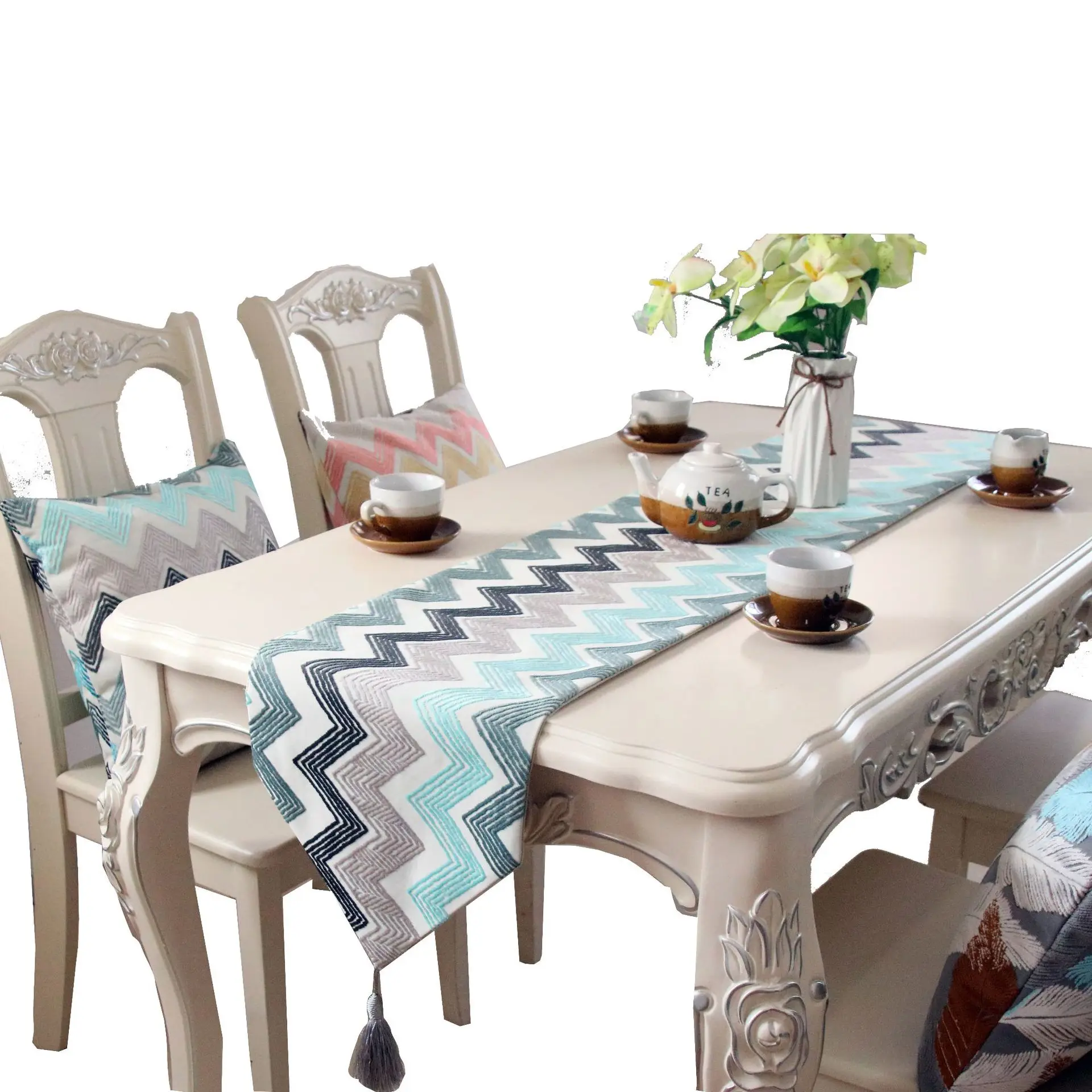 

Nordic geometric dining table table runner three-dimensional embossed cut velvet big wave pattern