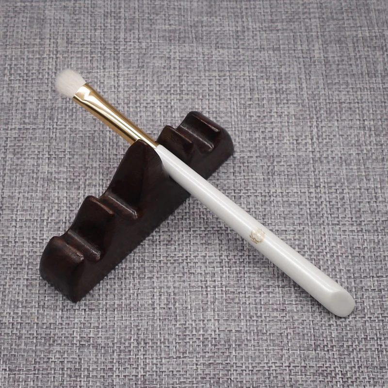 Профессиональная Кисть для макияжа ручной работы M105 кисть средних теней век