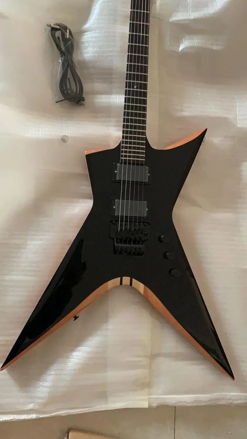 Гитары Custom Shop электрогитара одна часть шеи Пользовательский логотип с активными звукоснимателями в черном 181317