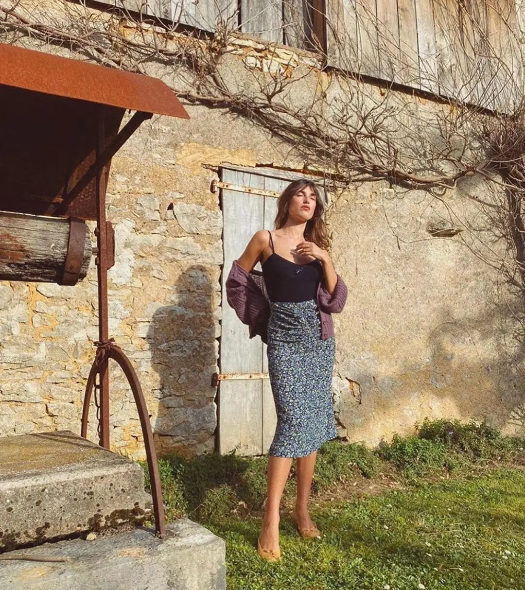 Женский свитер фиолетовый вязаный кардиган полый тонкий мохеровая куртка для