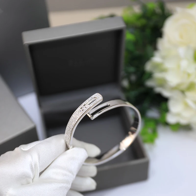 

TIFULOVE authentic high-quality 1:1 S925 sterling silver couple bracelet. Independently designed moving diamonds. Holiday gift