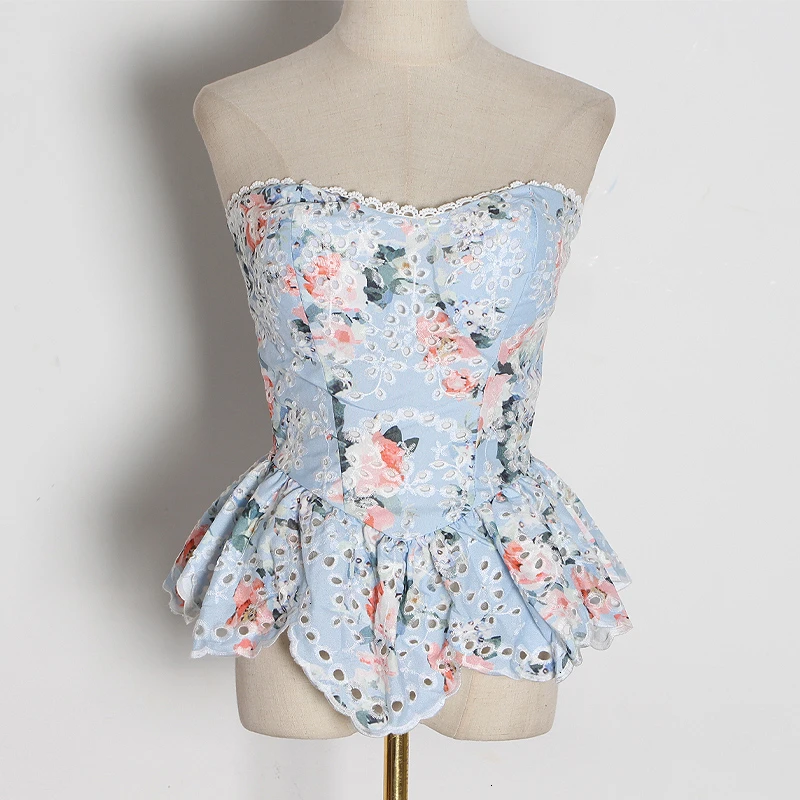 TWOTWINSTYLE Boho Ruffle Hem без рукавов белый кружевной топ Женская одежда Лето без бретелек Cami корейский Новое поступление