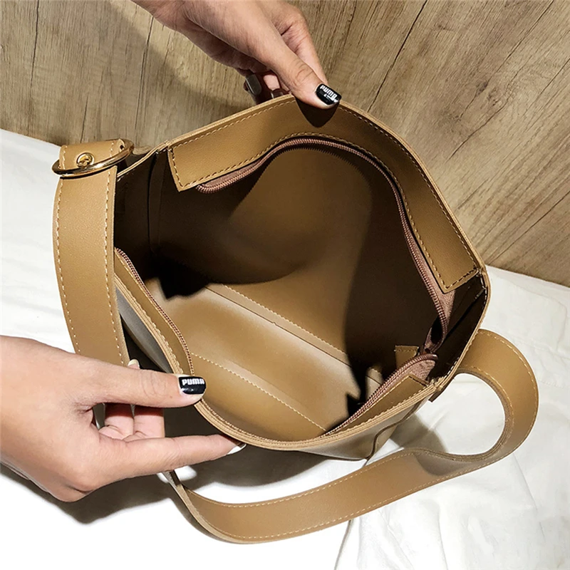 

New Fashion Pu Leather Composite Bags For Ladies Casual Solid Large Capacity Bucket Bags For Women Simple Vintage Messenger Bags