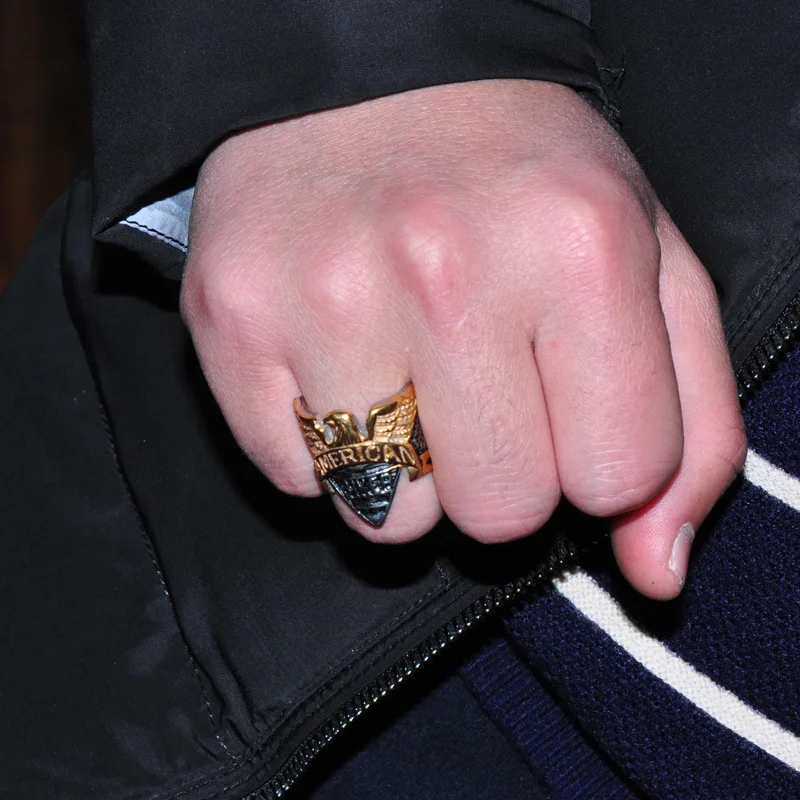 

Wholesale US Motor Punk Eagle Finger Rings High Quality Titanium Steel Ring Fashion Jewelry Anniversary Birthday Party Gifts