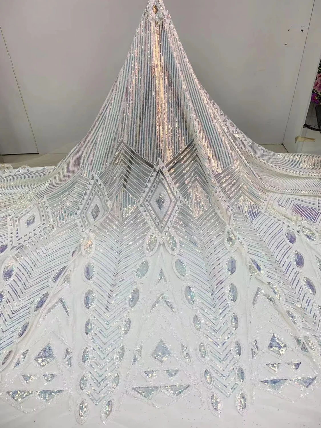 

African Lace Fabric 2020 High Quality Sequins Mesh Embroidery Nigerian French Tulle Lace Fabrics For Woman Wedding Dress