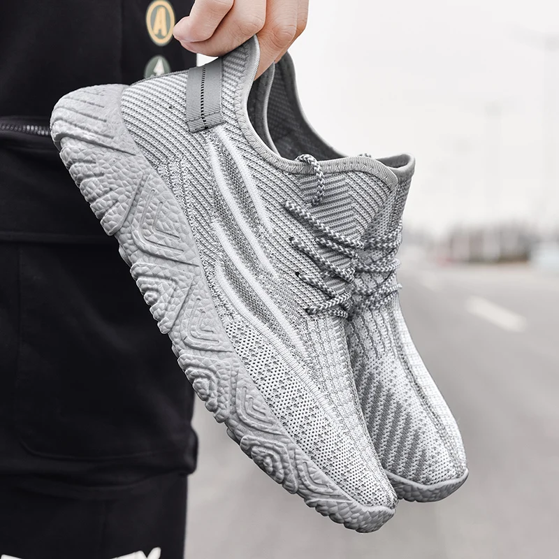 

Women's Sneakers 2021 New Couples Shoes Men and Female Fashion Casual Shoes Breathable Mesh White Sneakers Shoes Tenis Feminino