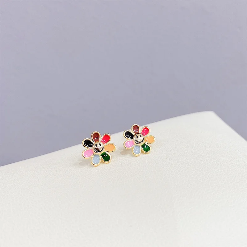 

2021 New Design 6 Pcs 14K Gold Plated Cute Flower Stud Earrings Luxury Jewelry Cubic Zircon Smile Earrings
