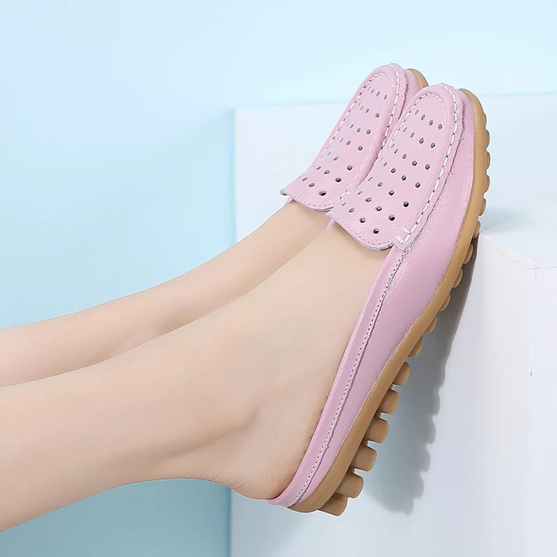 

Женская обувь высокого качества кожаные тапочки сандалии с вырезами из дышащего материла с снаружи летние шлепанцы; Женские босоножки; Жен...