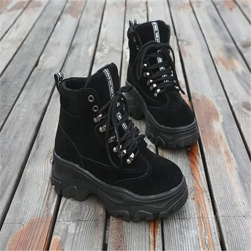 Ботинки кожаные на плоской подошве в британском стиле Осень-зима ветровые