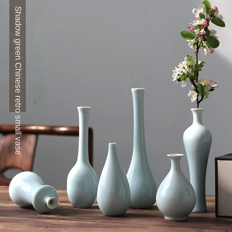

2022 New Ceramic Vase Ornaments Retro New Chinese Zen Flower Simple Home Decoration Crafts Blue And White Porcelain Small Bottle
