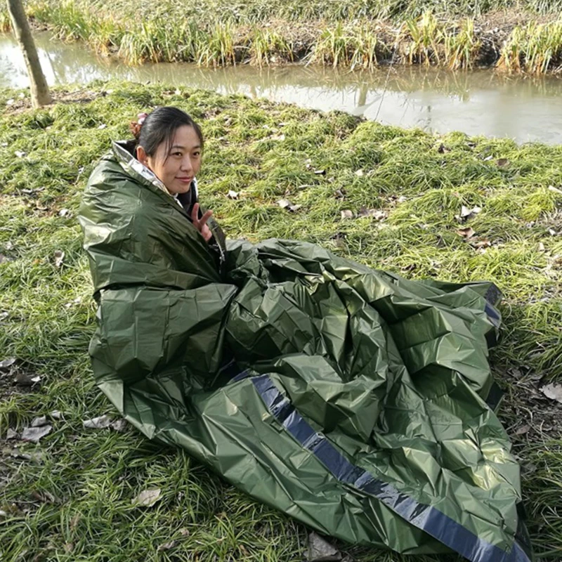 Портативный многоразовый складной аварийный спальный мешок с карабином и