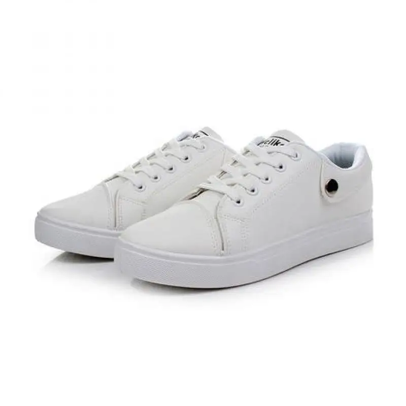 

2018 summer new breathable fashion men's shoes men's casual shoes