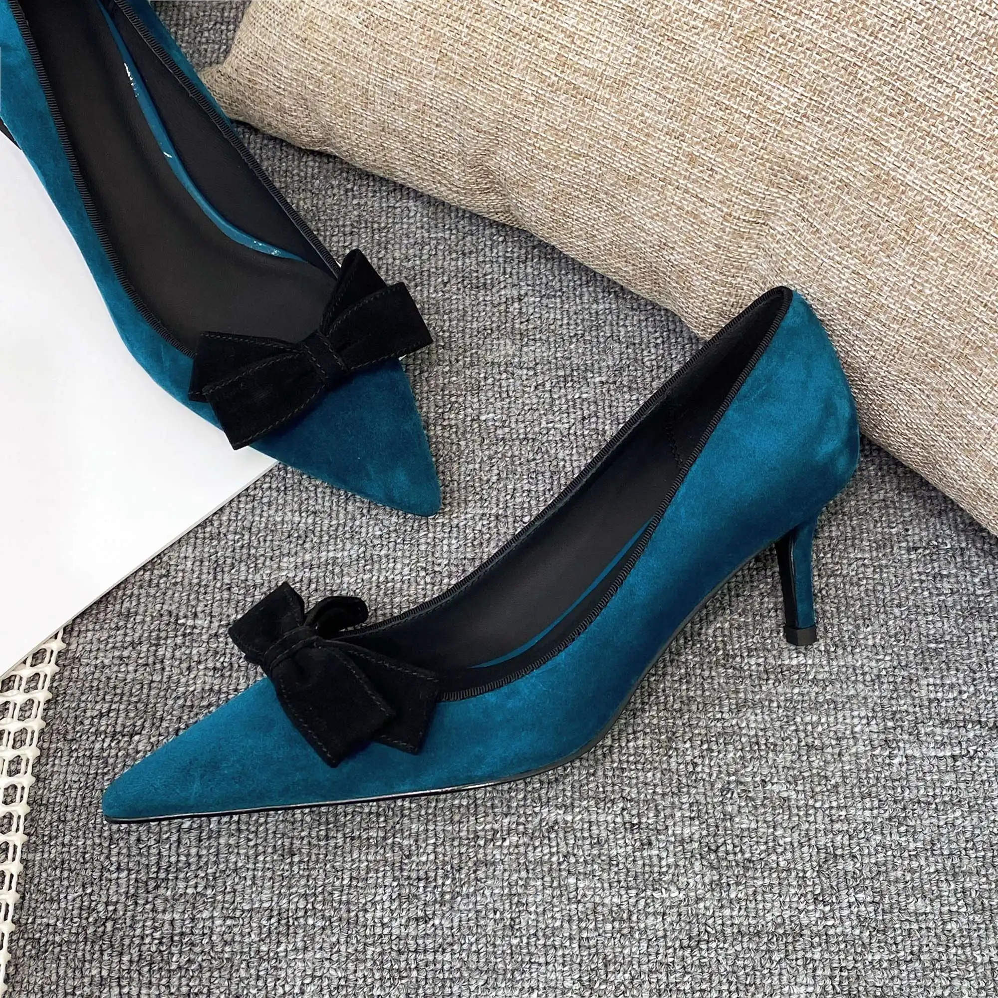 

Vichelo Hot hot sheep suede pointed toe thin high heels bowtie European style young lady mature elegant shallow women pumps L59