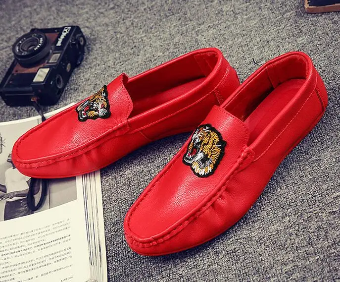 2022 Spring Summer New Hot Fashion Men Leather Casual Shoes Trend Lightweight Tiger Embroidery Cool Man Loafers Driving | Обувь