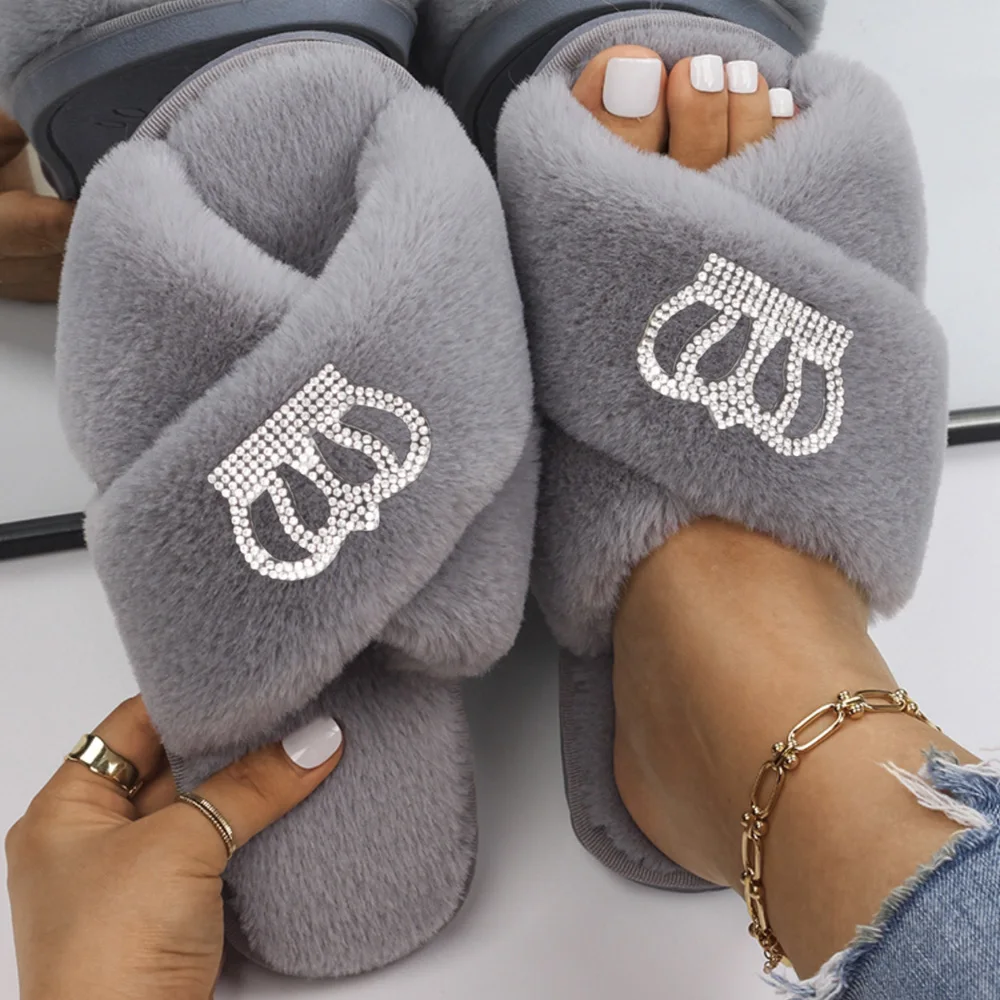 Women's Slippers Rhinestone Silver Crown Fluffy Faux Fur Slides Flat Sandals Custom Winter Slippers Flip Flops Designer Shoes