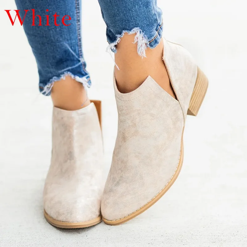 

Women Leather Shoes Autumn And Winter Boot Casual Buckle-Pointed Toe Strap Flat Nude Boots Casual Shoes