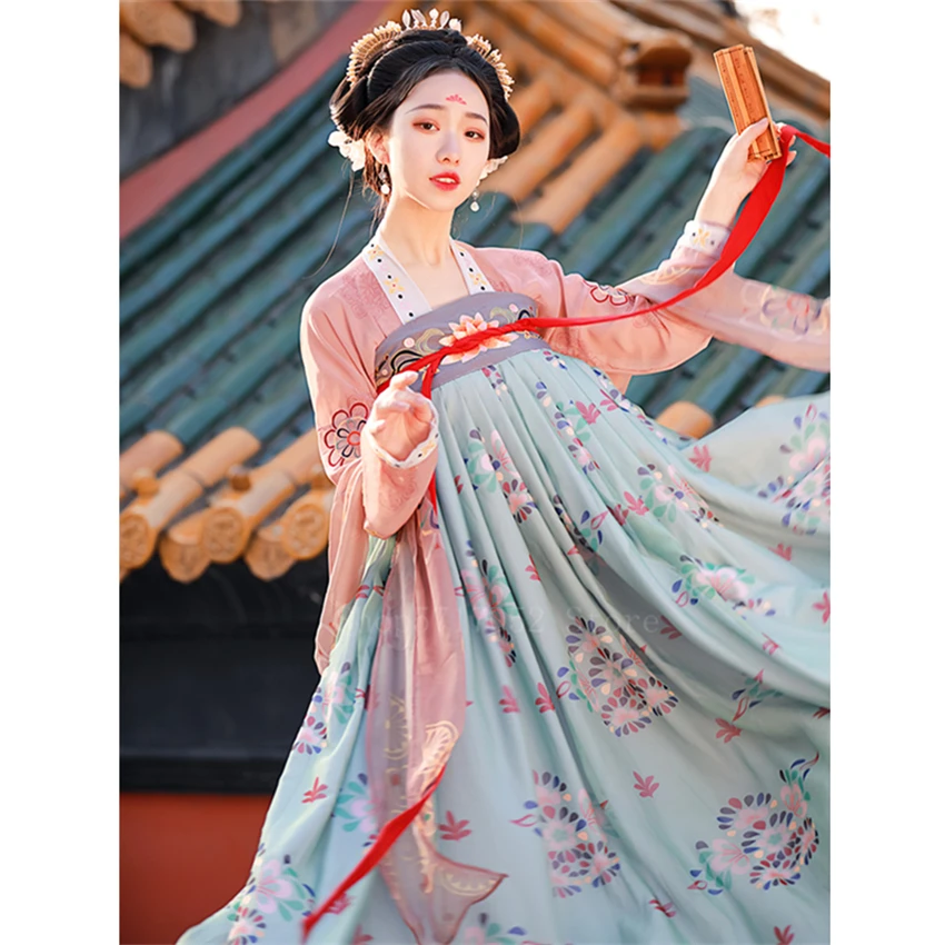Ретро сказочное женское китайское платье ханьфу старинное винтажное цветочное