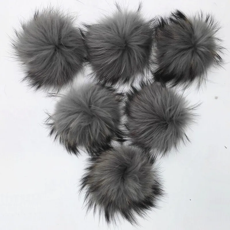 

10pcs/lot Dyed Grey Real 15cm Raccoon Pompoms Balls For Winter Warm Knitted Beanies Caps Knit Hats Accessories Bags Garments