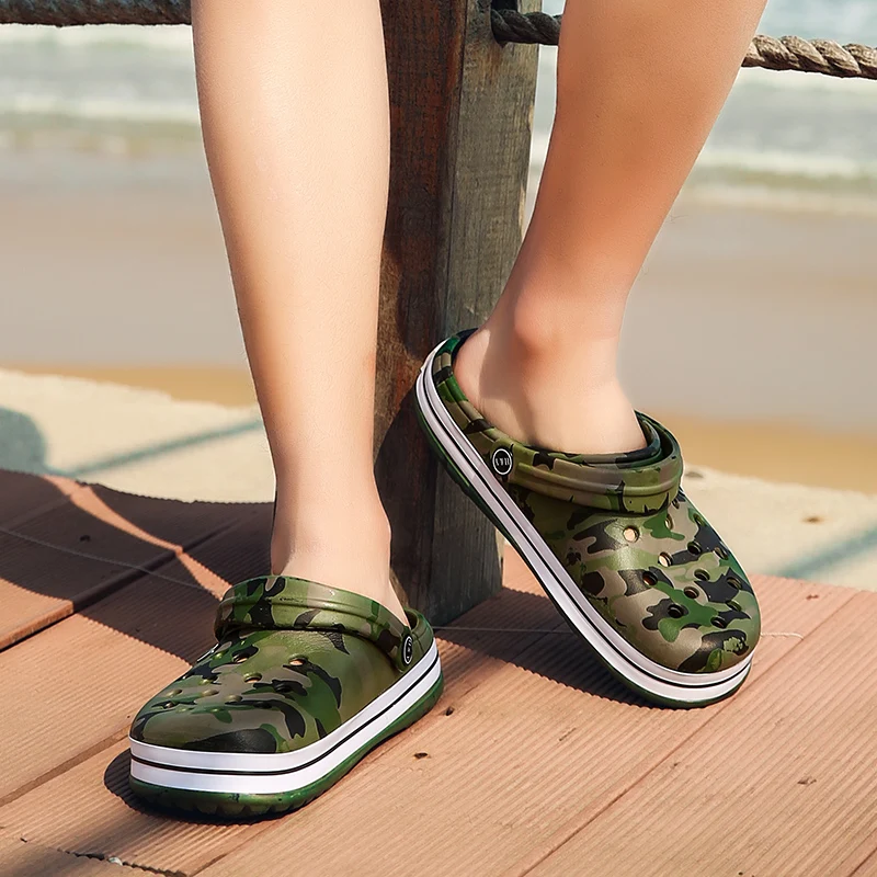 Новинка; красивые мужские уличные сандалии камуфляжного цвета; тапочки с отверстиями; Открытый спортивный светильник; Sandalias; сезон лето; Chanclas