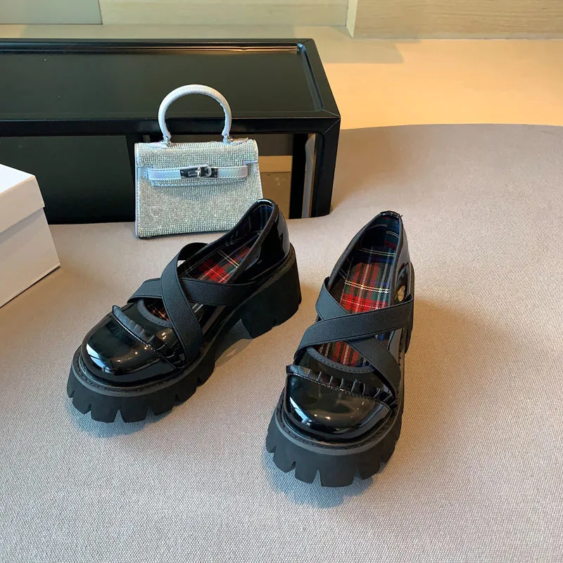 Retro Lolita Shoes Women Patent leather Harajuku Shoes Casual Creepers Punk Shoes Ladies Platform Pumps Gothic Black Heels