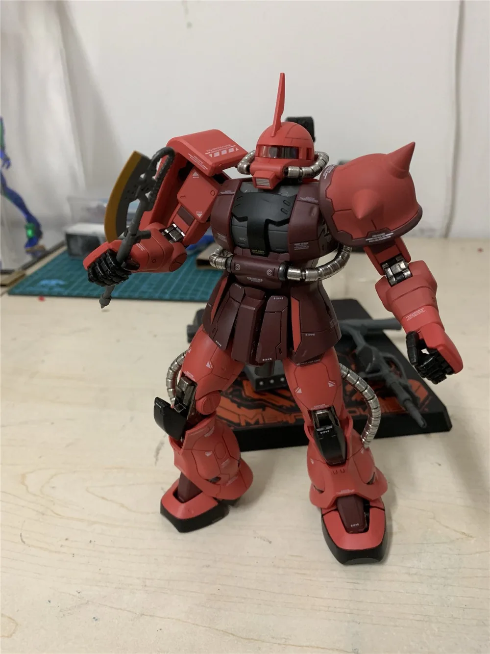 Металлический солдат MS 02 MB MG 1/100 Zaku Char Red gunдамская металлическая Готовая модель DM023