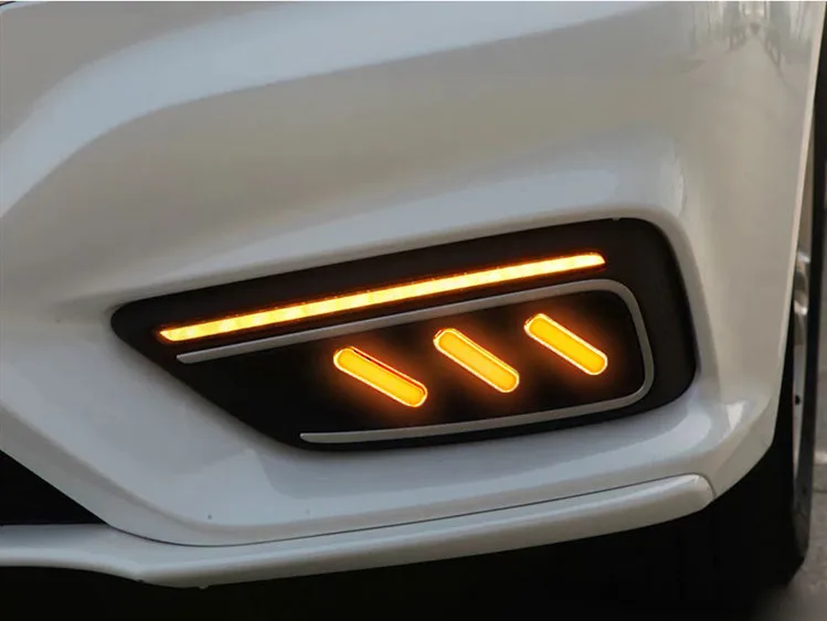 

eOsuns led drl daytime running light for MG 6 2017-2018 with Dynamic moving yellow turn signal and blue night light